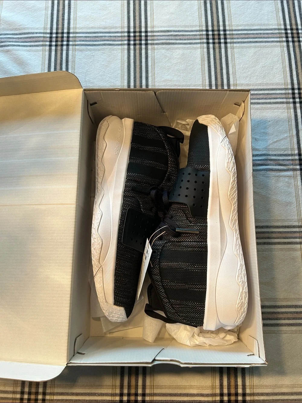 Adidas Men’s Dame 8